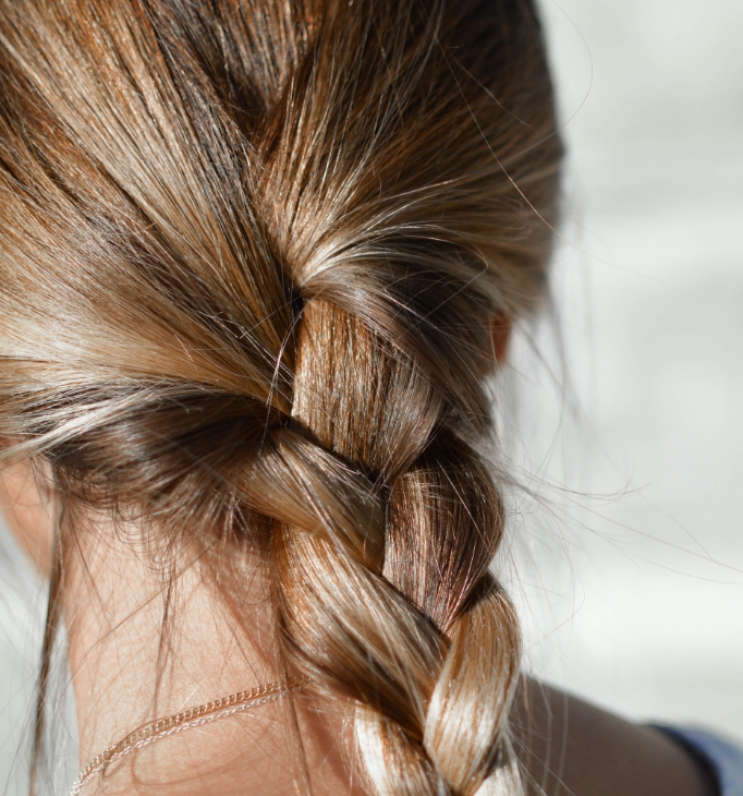 Doğum sonrası saç dökülmesi